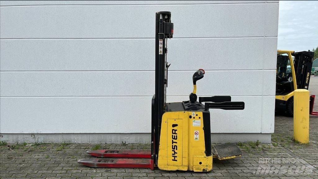 Hyster S1.5S Ručni električni viličar