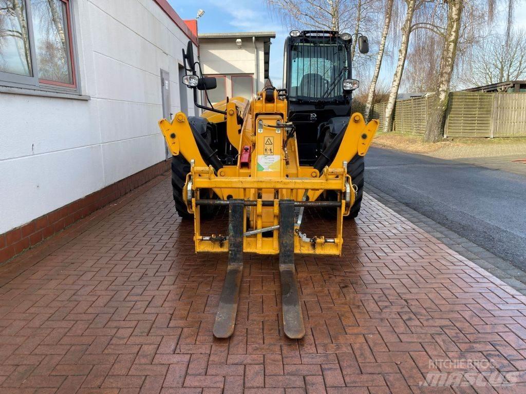 JCB 540-140 Hi Viz Teleskopski viličari