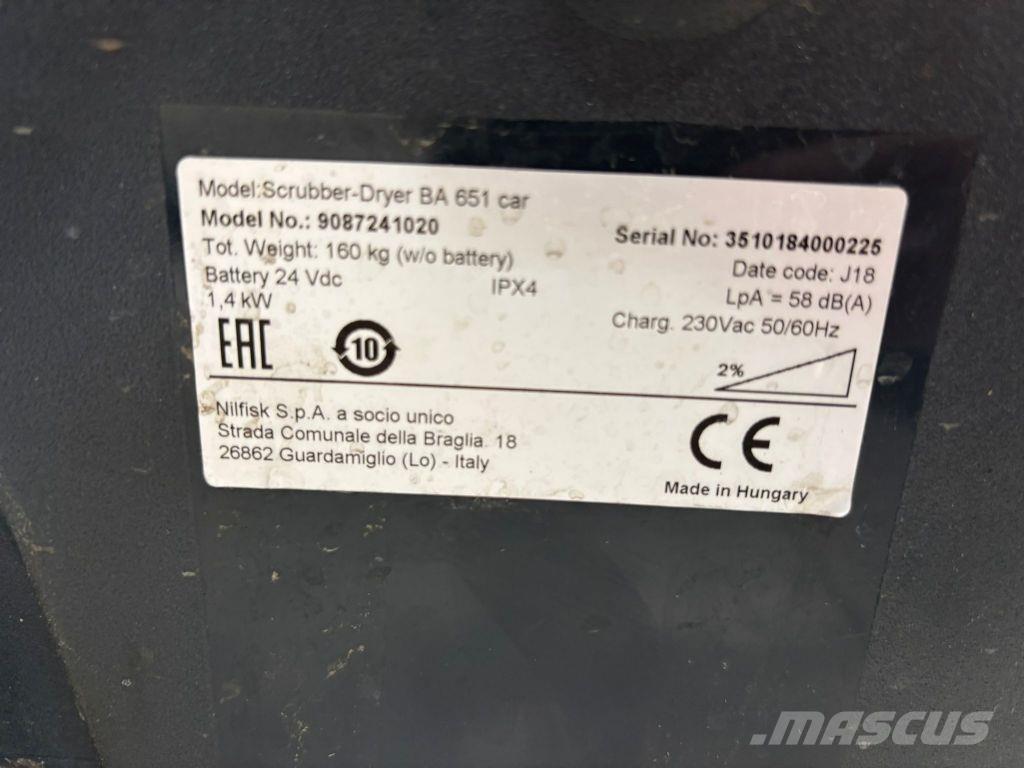 Nilfisk BA 651 Strojevi za metenje