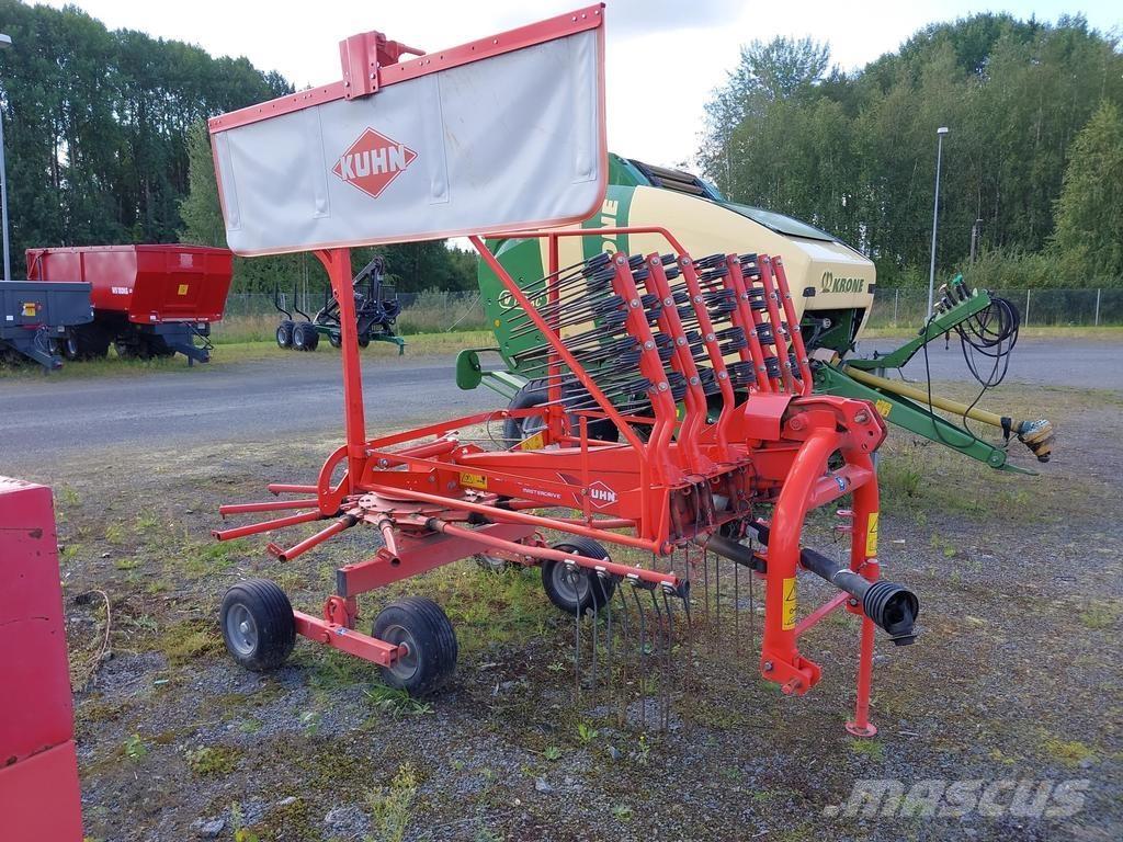 Kuhn 4321 Okretači i sakupljači sijena