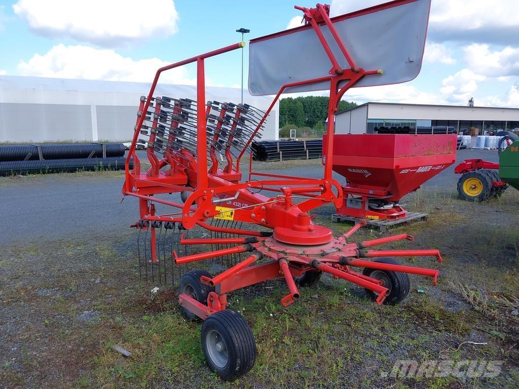 Kuhn 4321 Okretači i sakupljači sijena