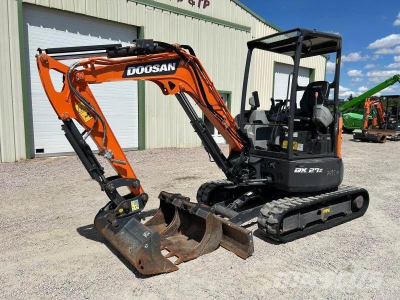 Doosan DX27Z Mini bageri <7t