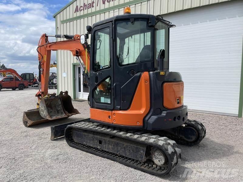 Hitachi ZX48U Mini bageri <7t
