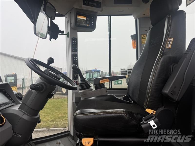 JCB 427 Agri Utovarivači na kotačima
