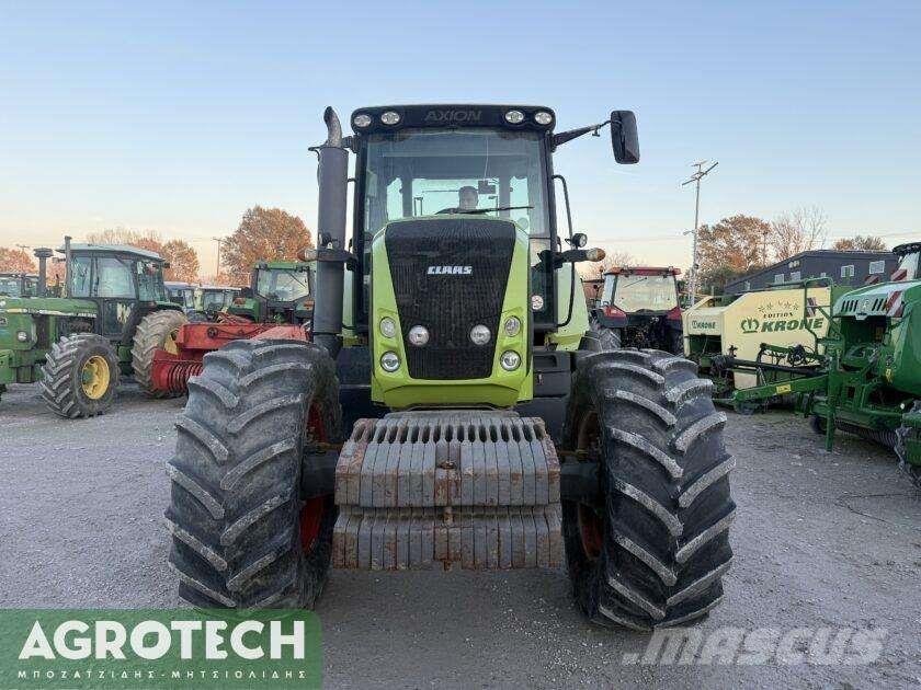 CLAAS AXION 810 CIS Traktori