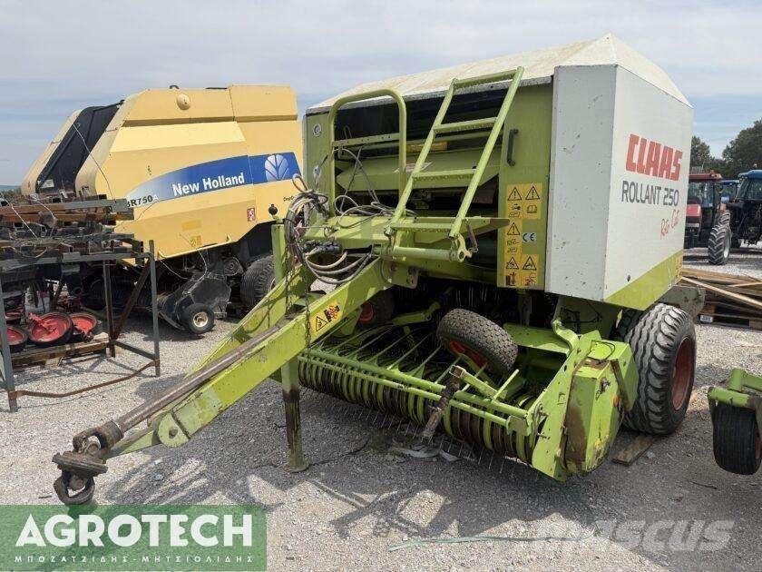 CLAAS Rollant 250 RC Rolo balirke