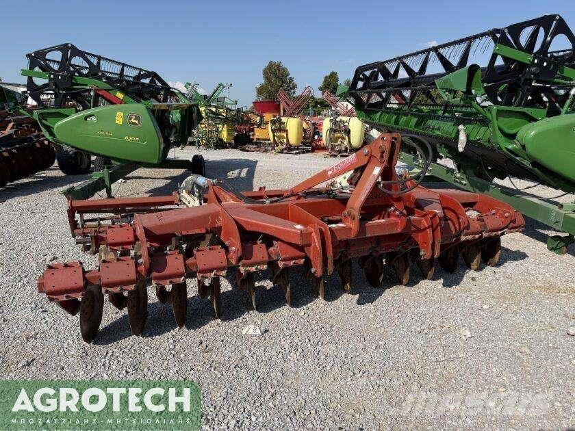  Foukas VIBPRO 400 Traktori