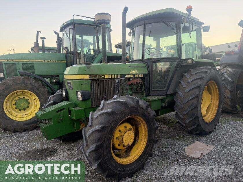 John Deere 2650 Traktori