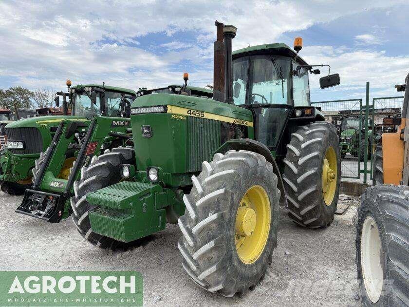 John Deere 4455 Traktori