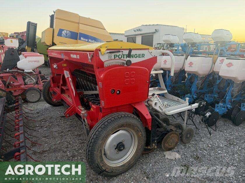 Pöttinger  Traktori