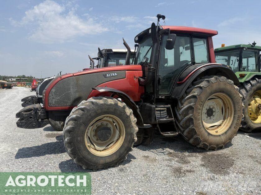 Valtra T151 Traktori