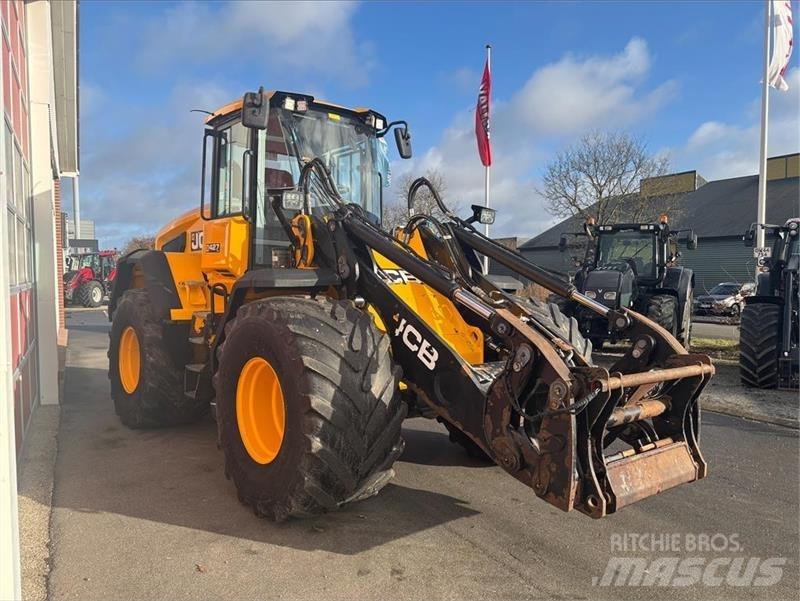 JCB 427 Agri Utovarivači na kotačima