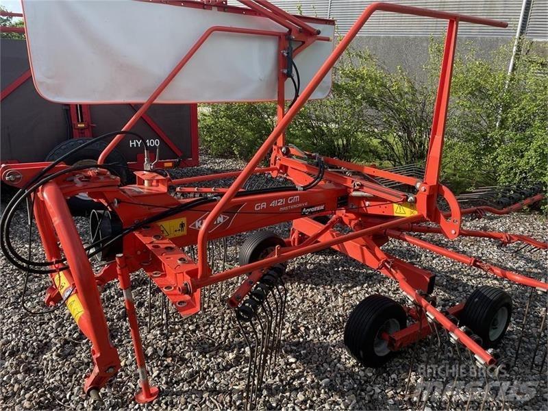Kuhn GA4121GM Okretači i sakupljači sijena
