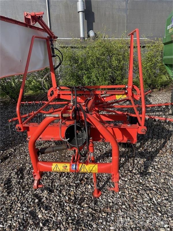 Kuhn GA4121GM Okretači i sakupljači sijena