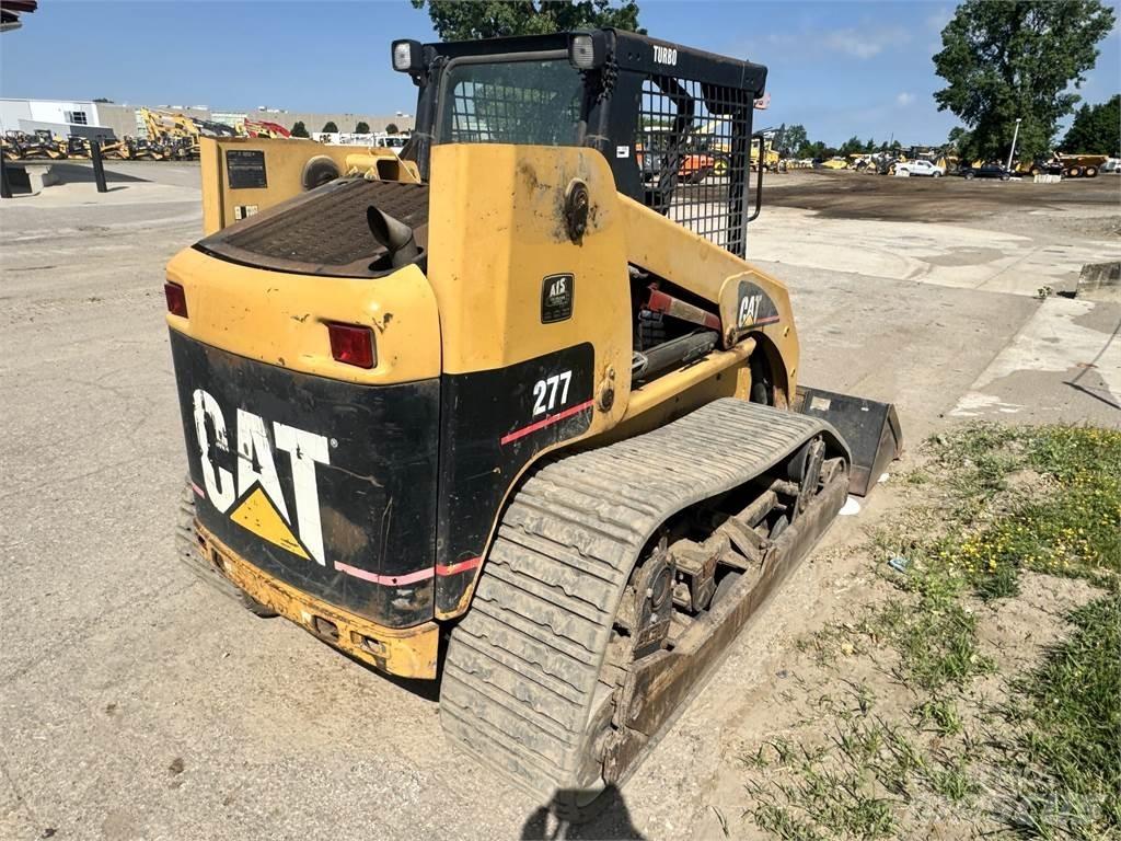 CAT 277 Skid steer mini utovarivači