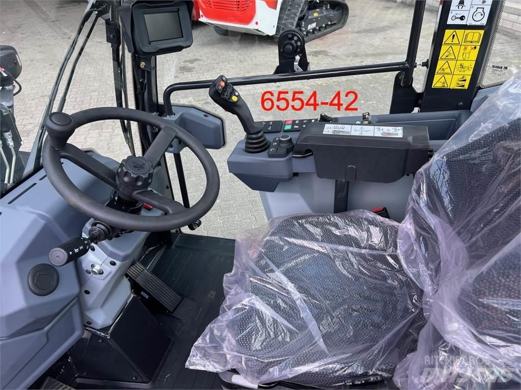 Bobcat L 85 Utovarivači na kotačima