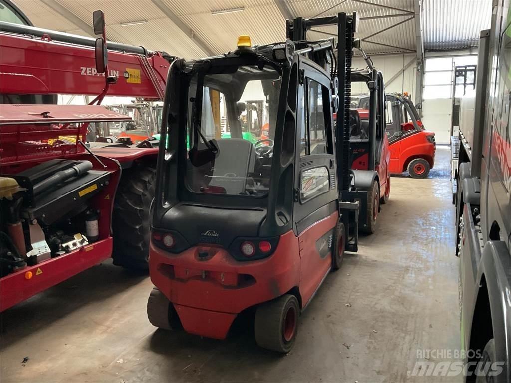 Linde E 30 - 01 Električni viličari