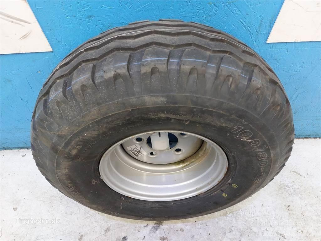  12 10.0/80-12 Gume, kotači i naplatci