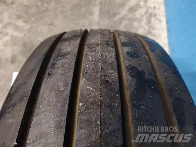  14 11L-14 Gume, kotači i naplatci