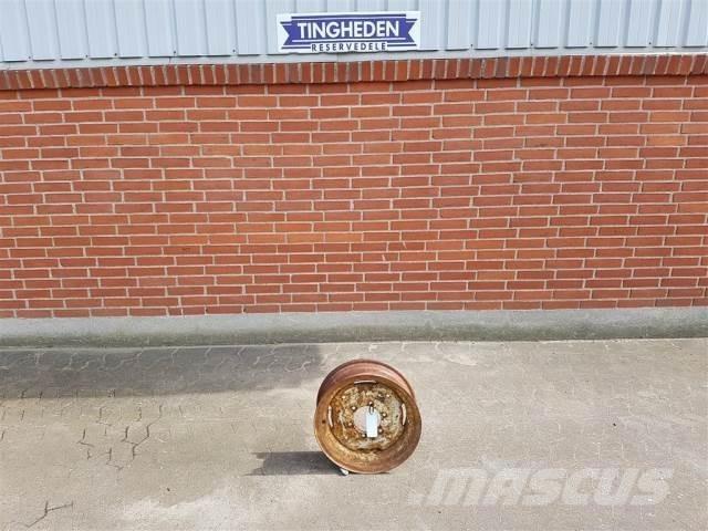  16 5.50FX16 Gume, kotači i naplatci