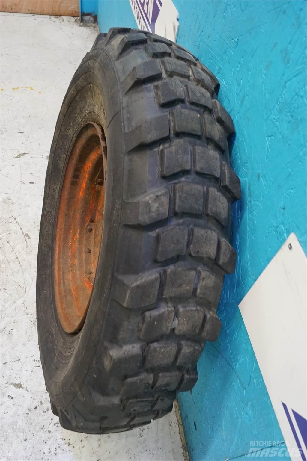  16 7.50R16 Gume, kotači i naplatci
