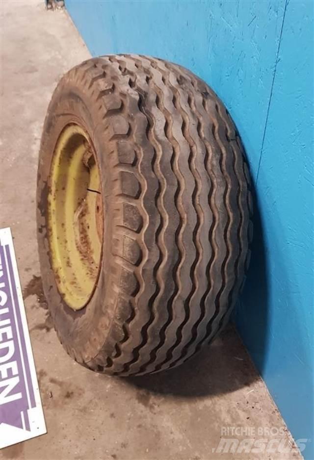  17 15.0/55-17 Gume, kotači i naplatci