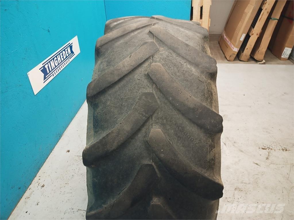  24 420/70R24 Gume, kotači i naplatci