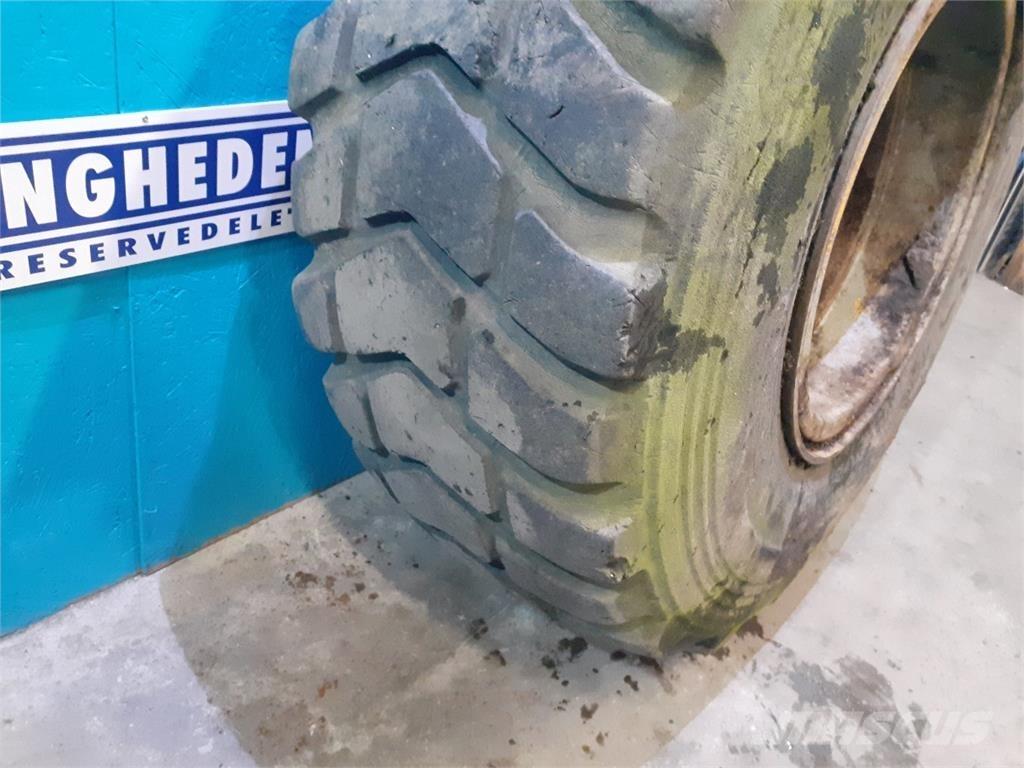  25 20.5R25 Gume, kotači i naplatci