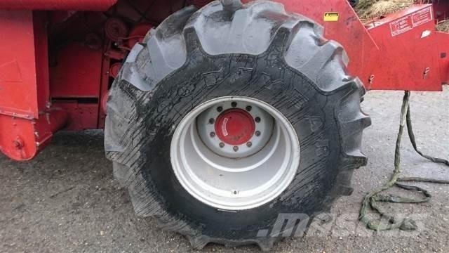  26 28L-26 Gume, kotači i naplatci