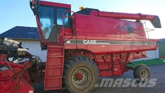CASE 1640 Kombajni