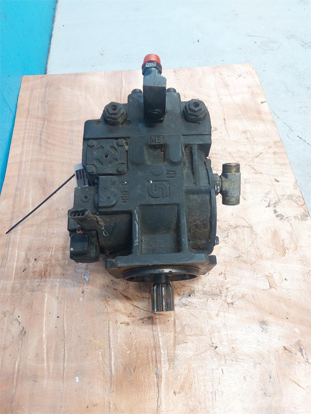 CASE 7010 Hidraulika