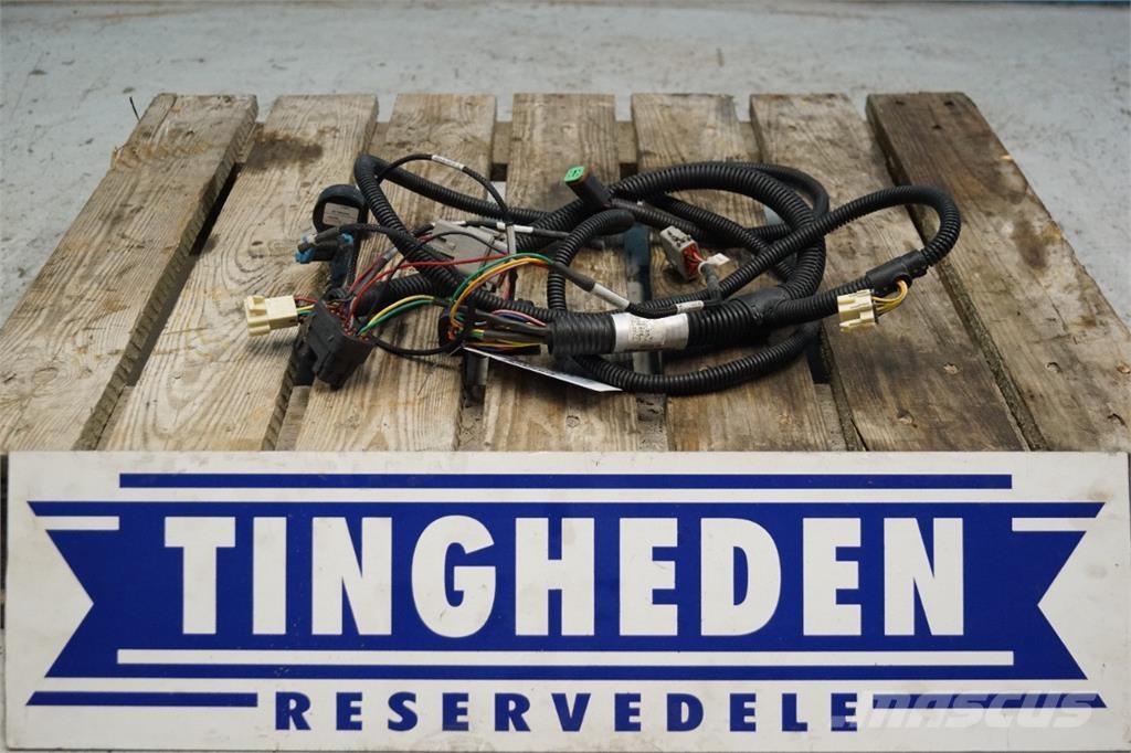 CASE 8010 Elektronika