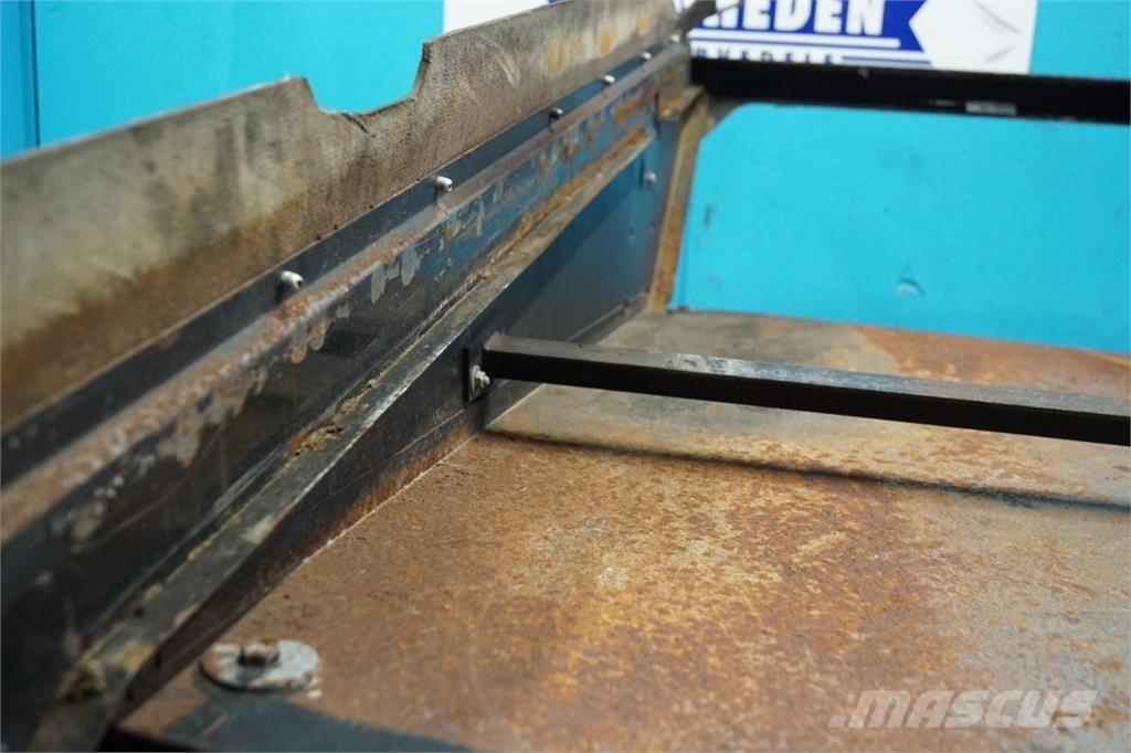 CASE 9230 Posipači soli i pijeska