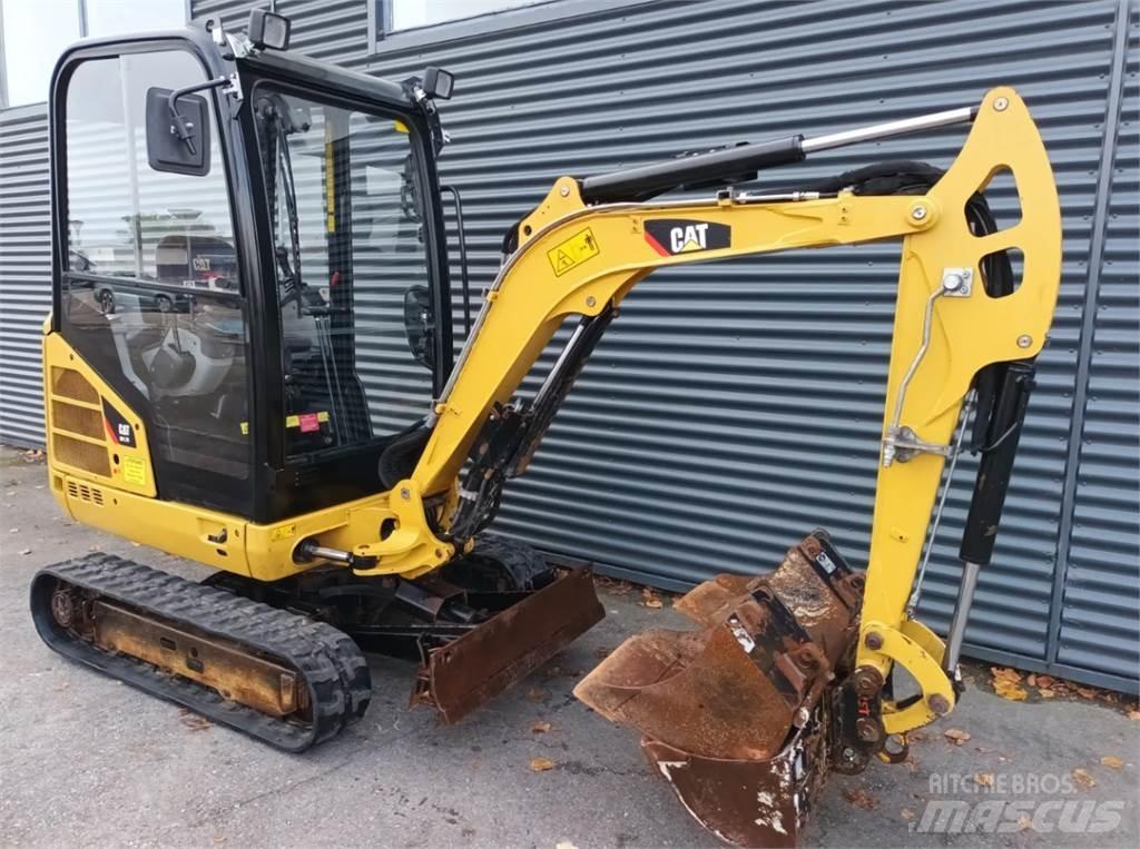 CAT 301,7d Mini bageri <7t