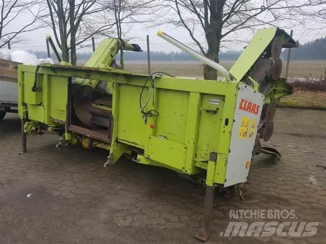 CLAAS 6218 8R Strojevi za krmu na vlastiti pogon