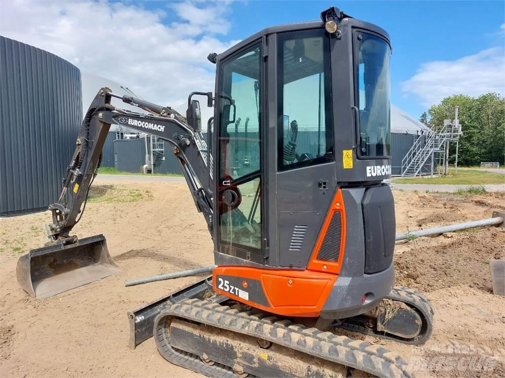 Eurocomach 25ZT Mini bageri <7t