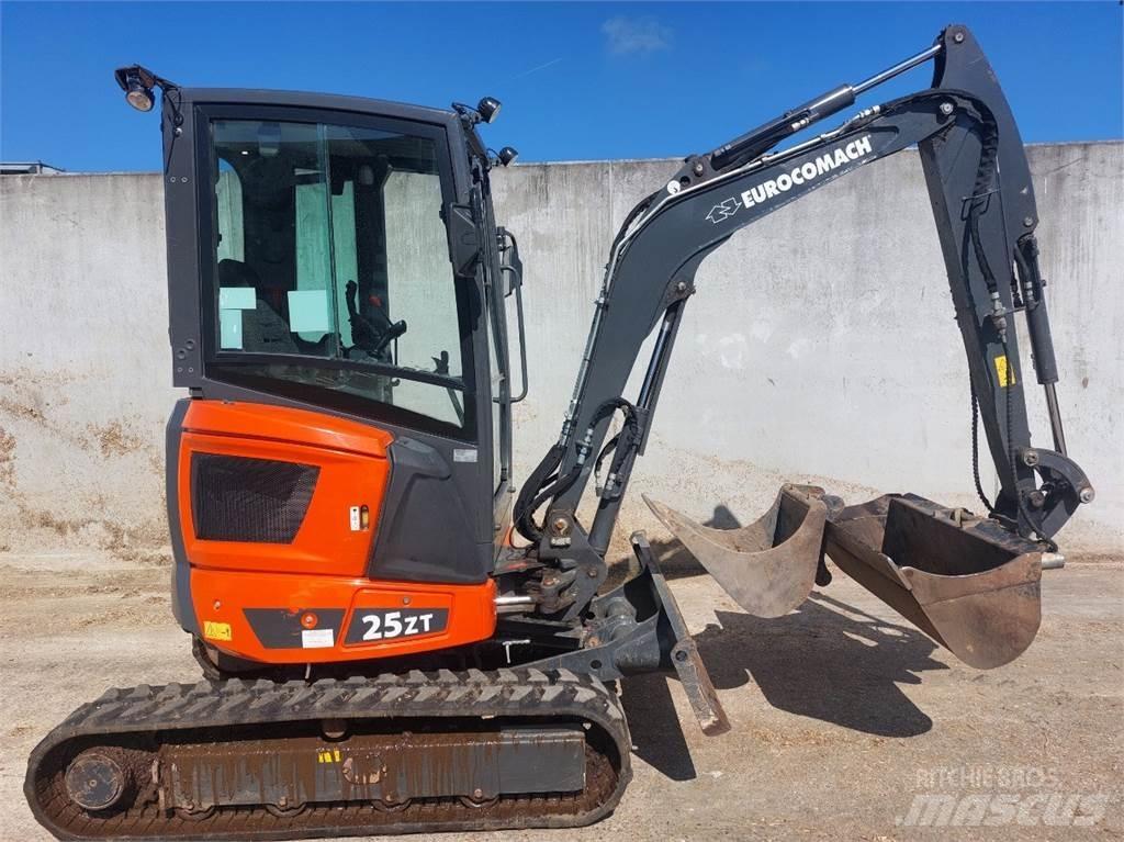 Eurocomach 25ZT Mini bageri <7t