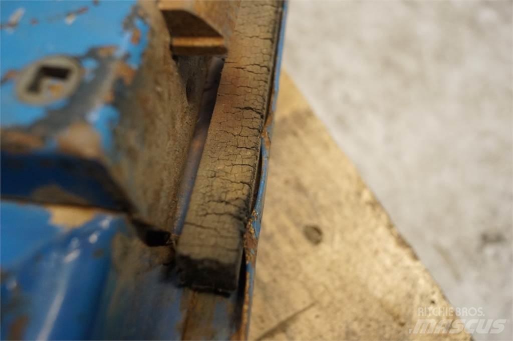 Ford 4000 Kabine i unutrašnjost