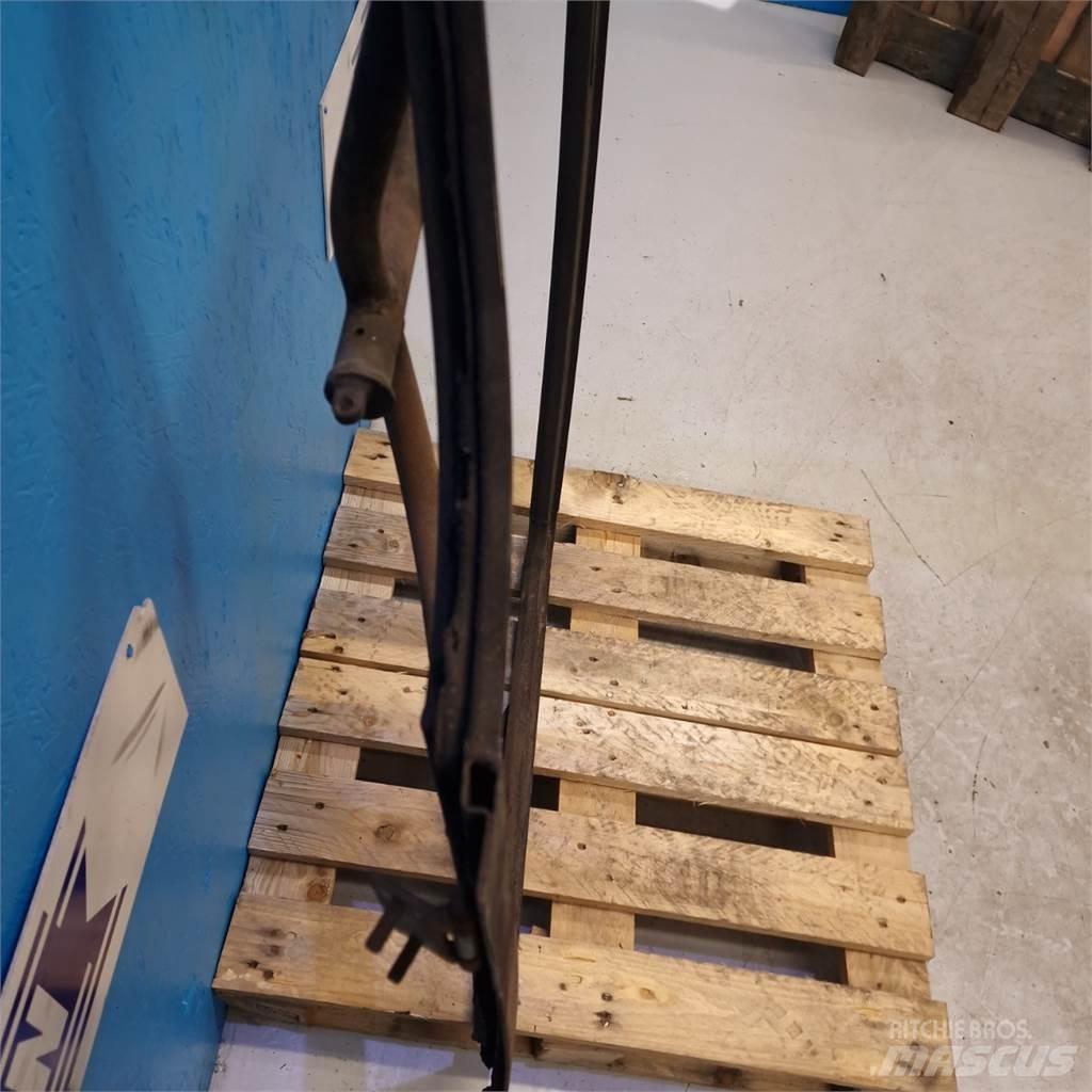 Ford 7740 Kabine i unutrašnjost
