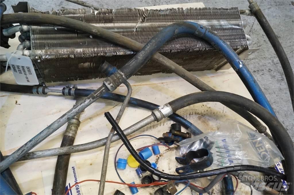 Ford 8210 Kabine i unutrašnjost