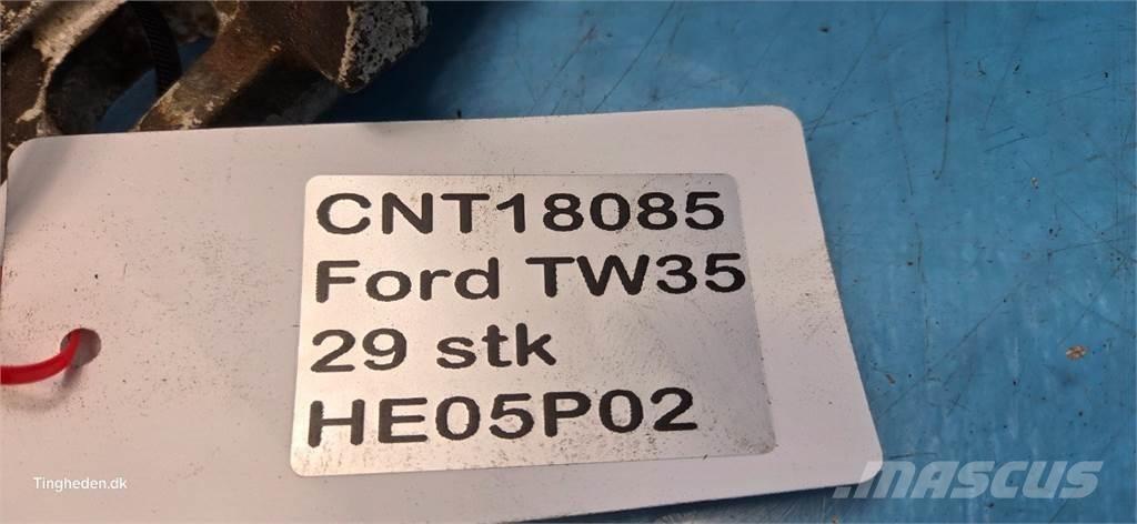 Ford TW35 Gume, kotači i naplatci