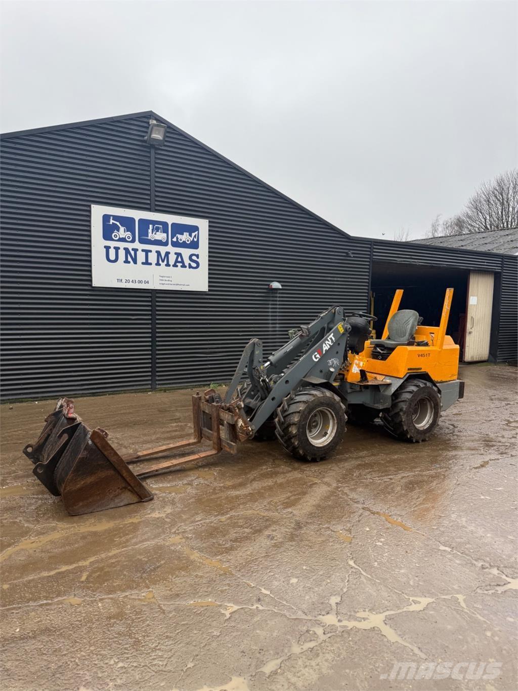 GiANT 451T Mini utovarivači