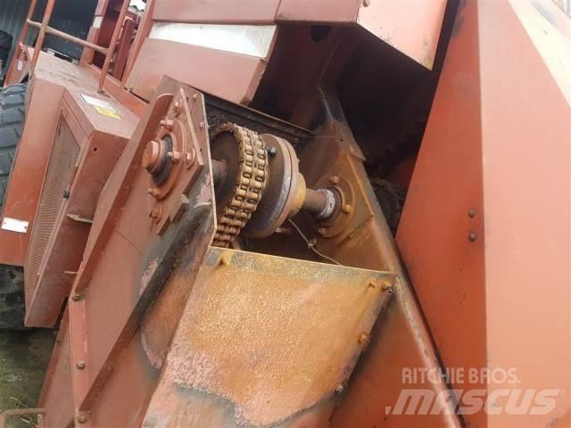 Hesston 4700 Balirke za kockaste bale