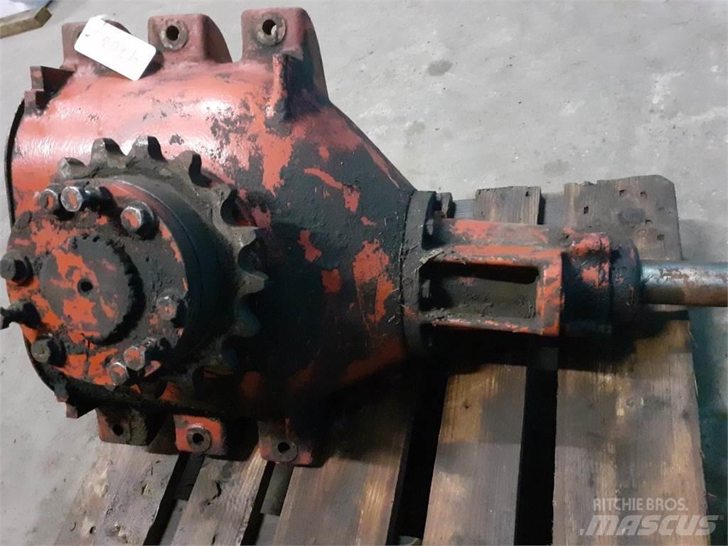 Hesston 4700 Transmisija