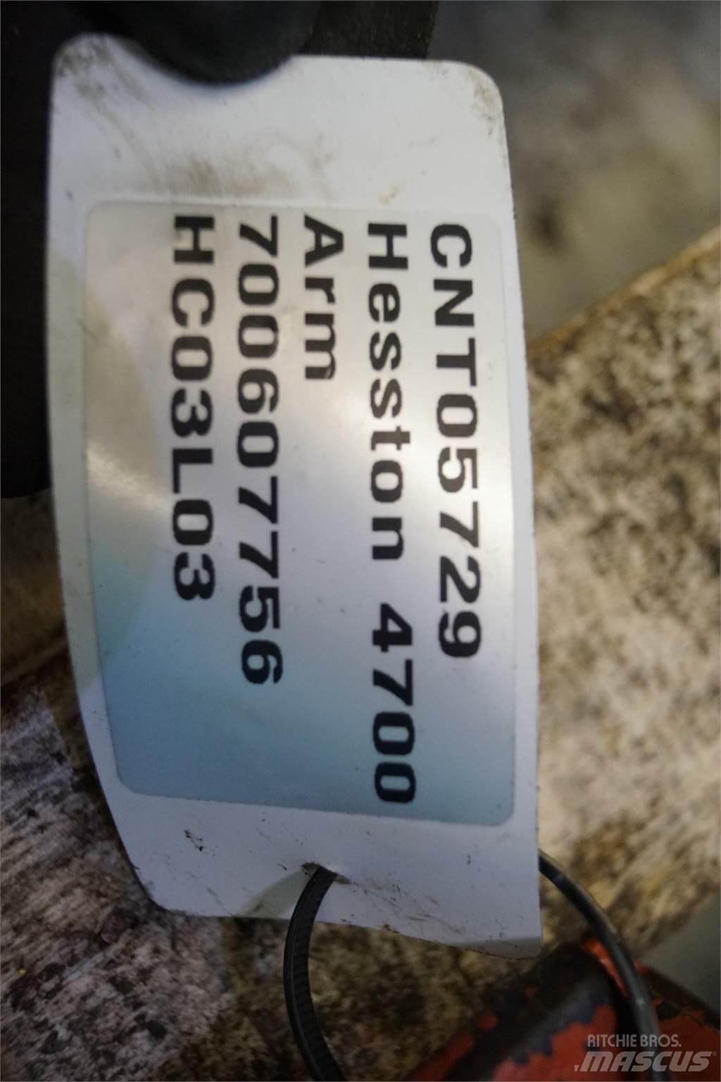 Hesston 4700 Ostali poljoprivredni strojevi
