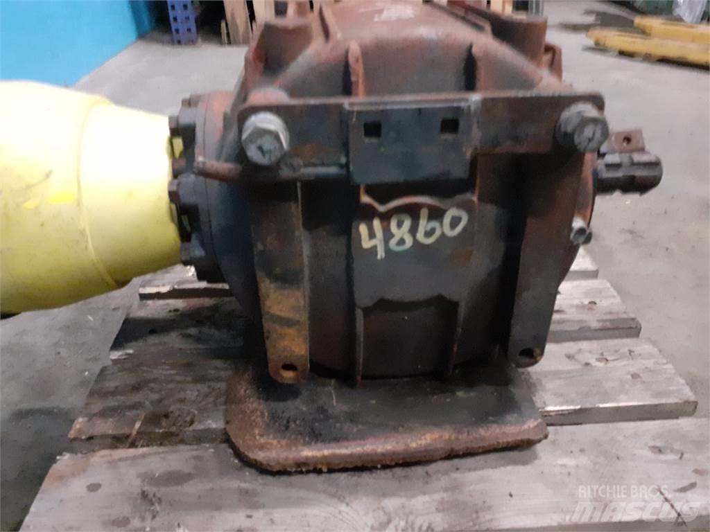 Hesston 4860S Transmisija