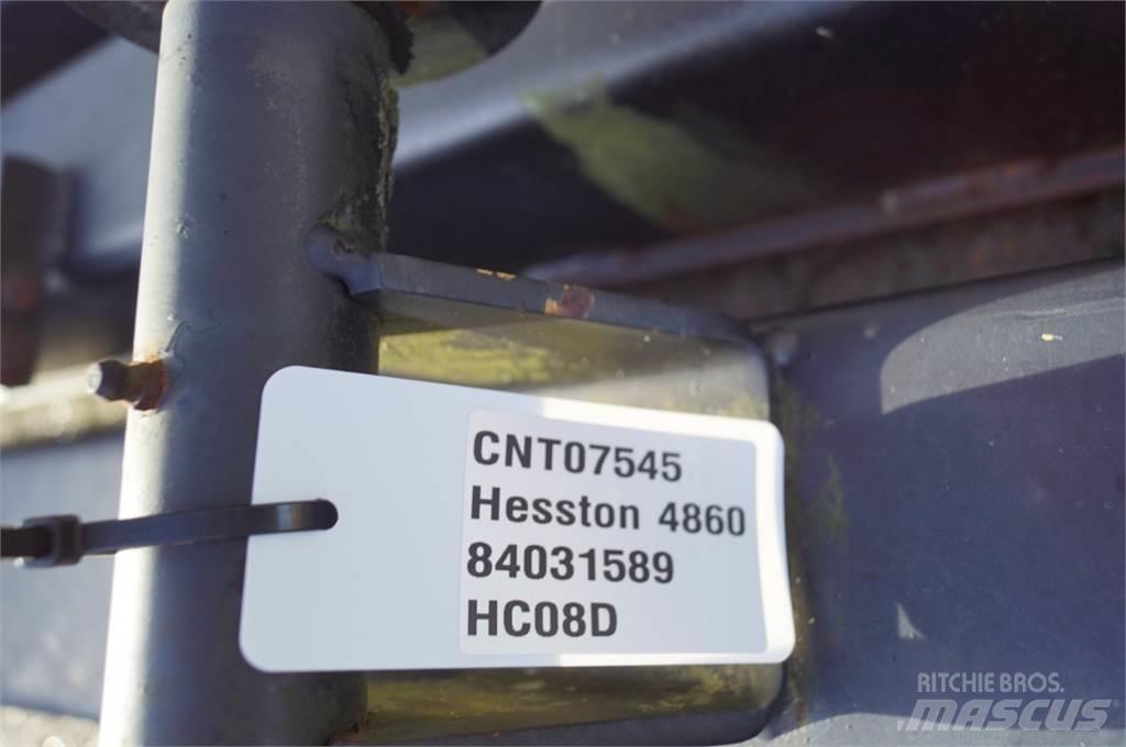 Hesston 4860S Hvataljke za bale
