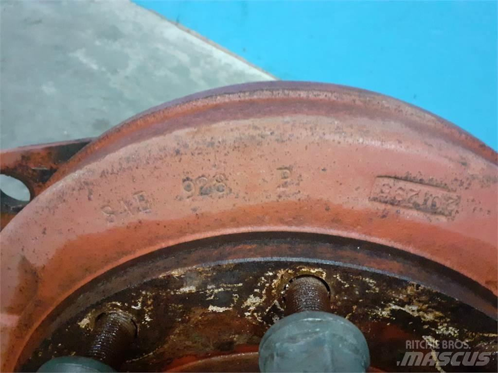 Hesston 4900 Osi