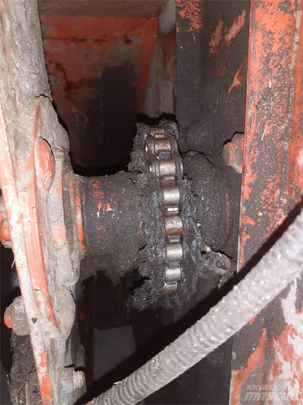 Hesston 4900 Ostali poljoprivredni strojevi