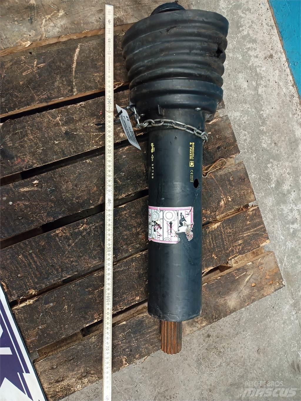 Hesston 4900 Ostala oprema za traktore